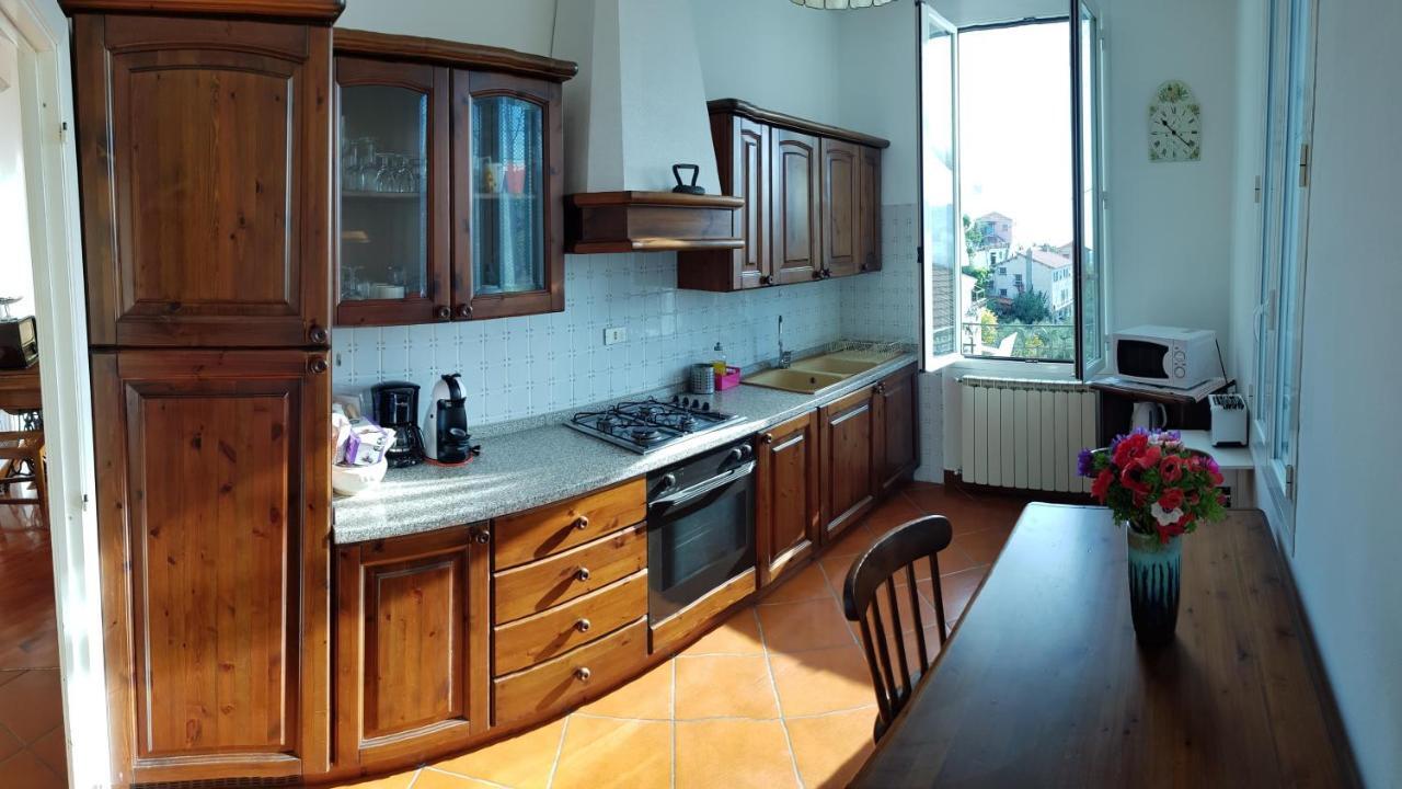 Casa Dalia Villa Pietrabruna Ngoại thất bức ảnh